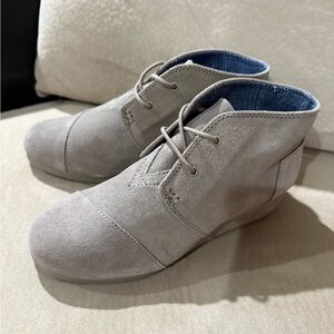 Toms Taupe Suede Desert Wedge Boots